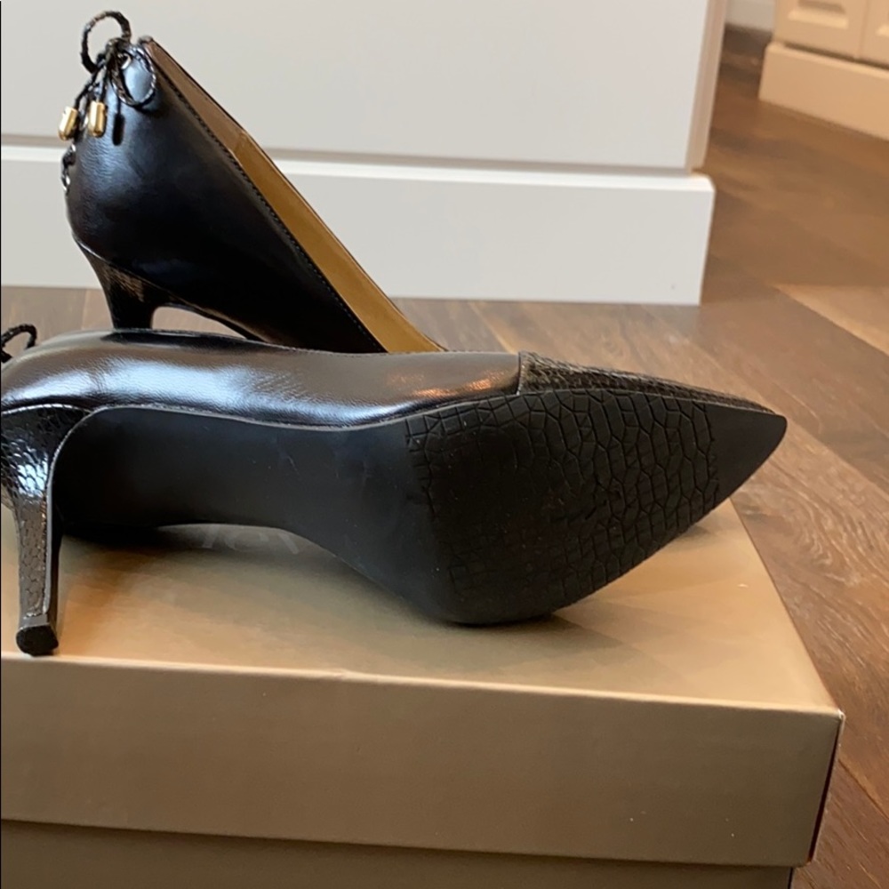 LEVITY heels - Picture 4 of 4